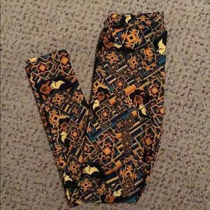 Lularoe Disney The Lion King Scar Leggings